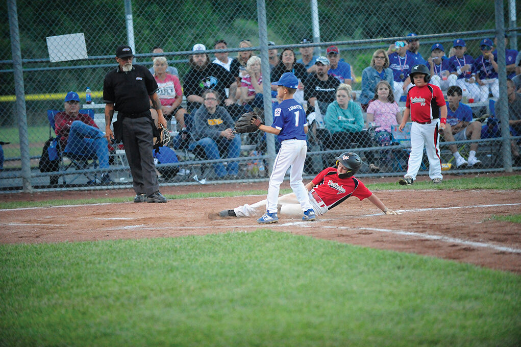7-7 Cruiz Clark (Pburg 11s).jpg